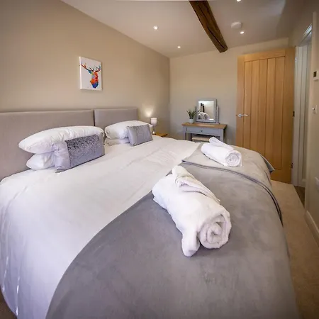 Semesterbostad The Farmhouse, Sebergham, Spacious Family Or Group In A Rural Setting Close To Caldbeck