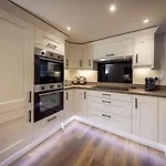 The Farmhouse, Sebergham, Spacious Family Or Group In A Rural Setting Close To Caldbeck *